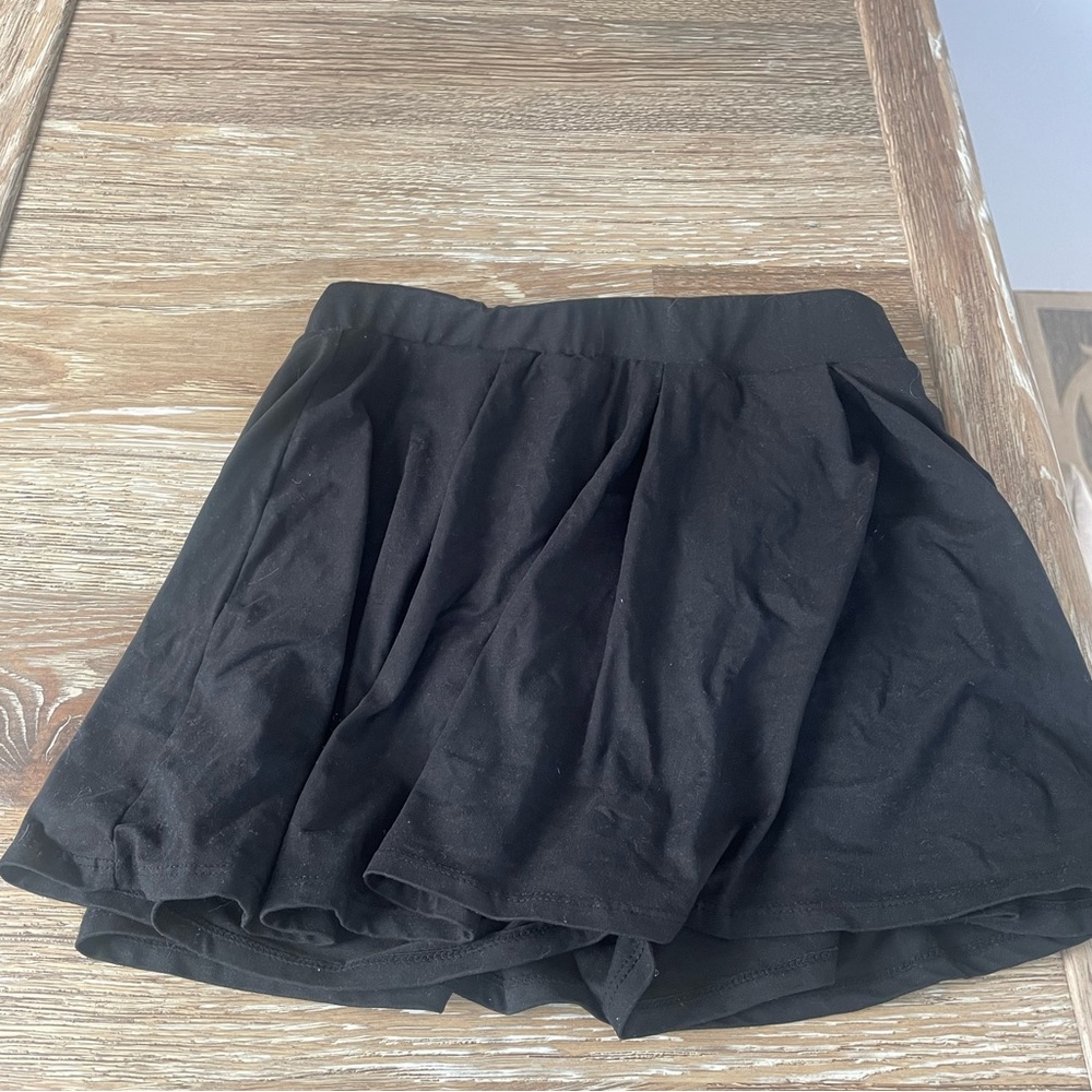 Black activewear skort
